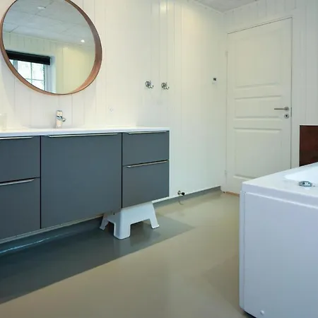 Holiday home Nice In W/ Sauna, Wifi And 5 Bedrooms